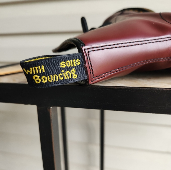 New Dr Martens lace up boot cherry red ladies - Picture 7 of 11